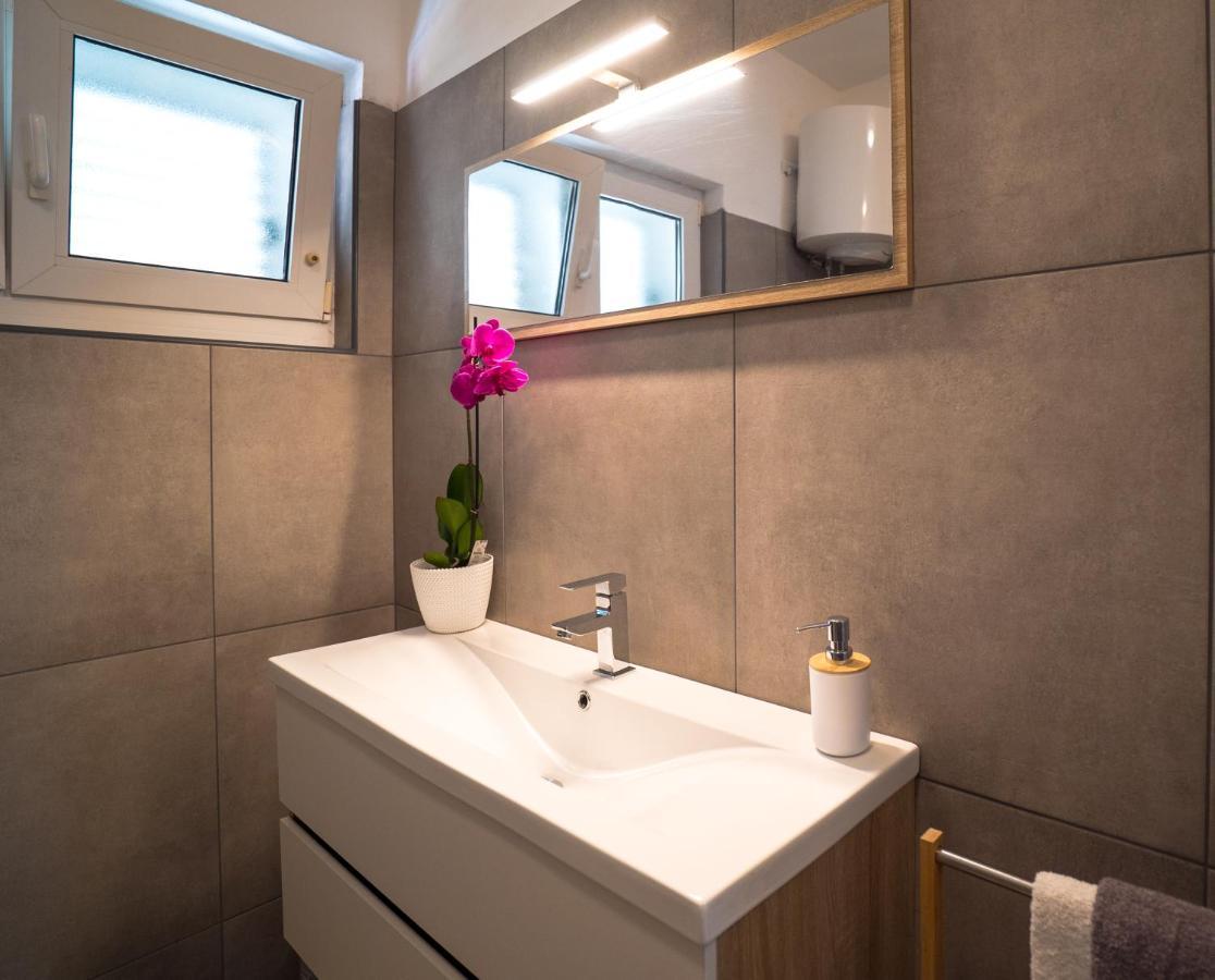 Sea Lover Apartment Задар Екстер'єр фото